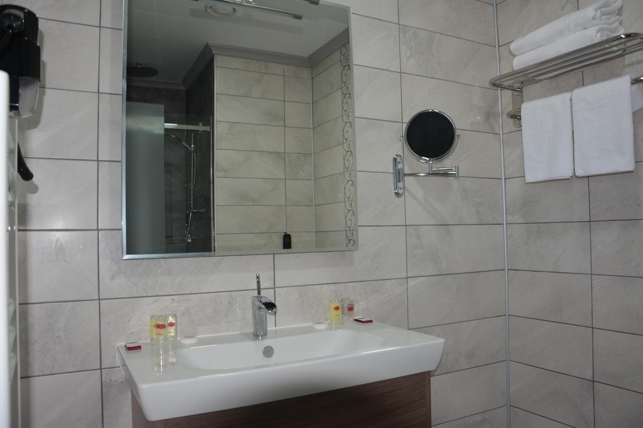 Winter City Hotel Kars Eksteriør billede
